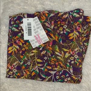 Medium LulaRoe Lindsay